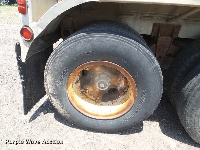 image for item DI5669 Moser  tank trailer