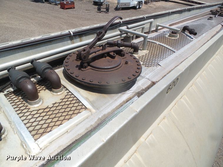 image for item DI5669 Moser  tank trailer