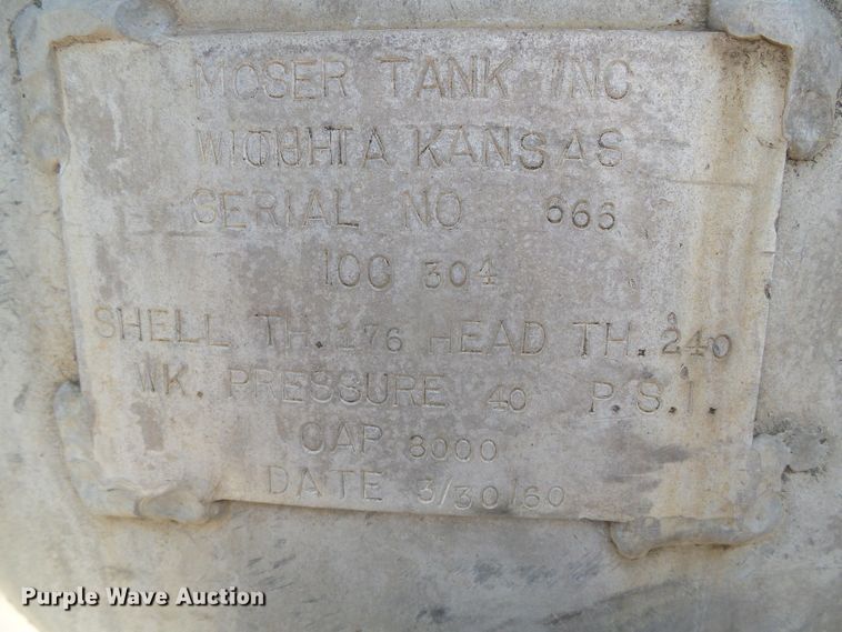 image for item DI5669 Moser  tank trailer