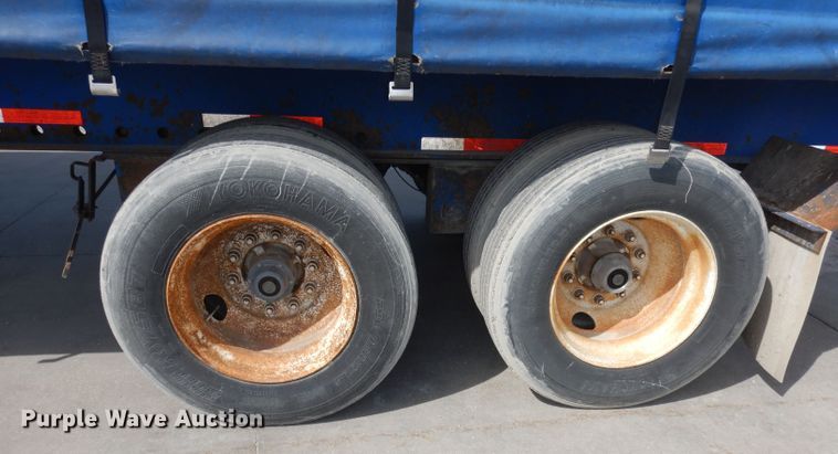 image for item DI6533 2002 Trailmobile  side curtain trailer