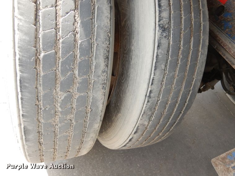 image for item DI6533 2002 Trailmobile  side curtain trailer