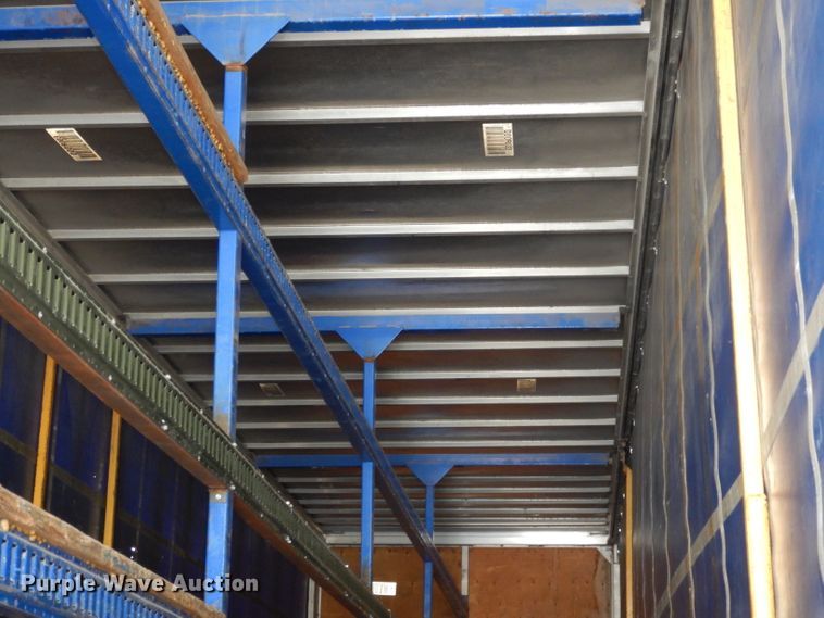 image for item DI6533 2002 Trailmobile  side curtain trailer