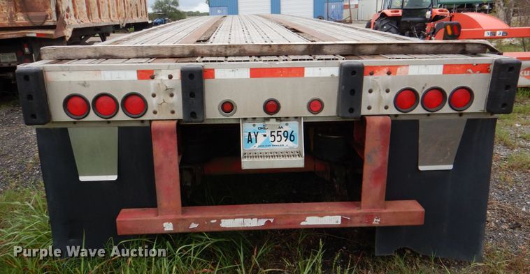image for item DJ0458 1999 Transcraft  flatbed trailer