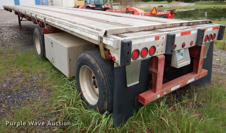 image for item DJ0458 1999 Transcraft  flatbed trailer