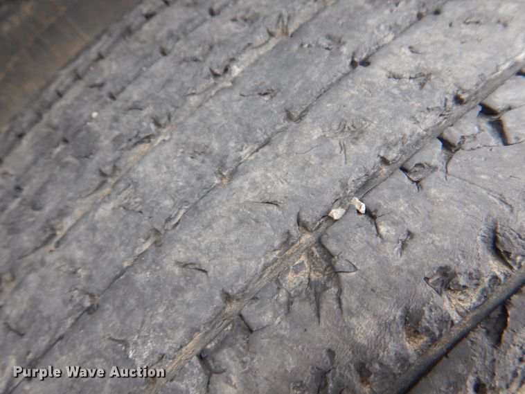 image for item DJ0458 1999 Transcraft  flatbed trailer