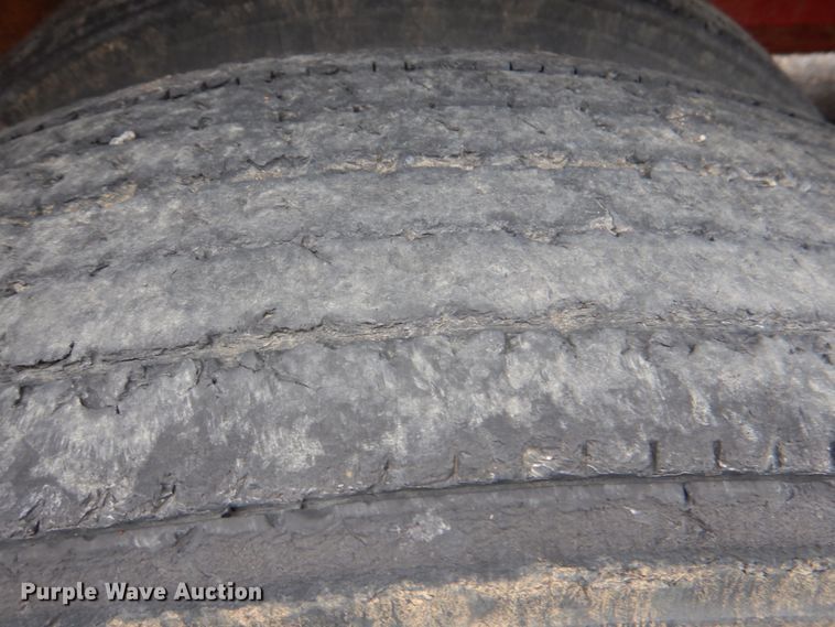 image for item DJ0458 1999 Transcraft  flatbed trailer