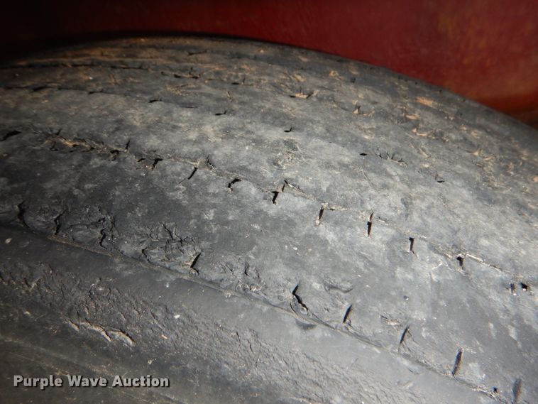 image for item DJ0458 1999 Transcraft  flatbed trailer