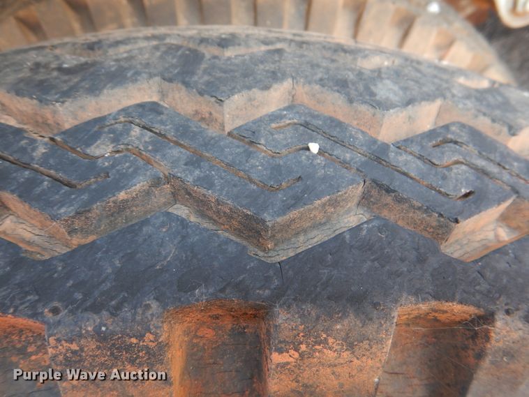 image for item DJ0467 1974 Lufkin TFV-EP  dry van trailer