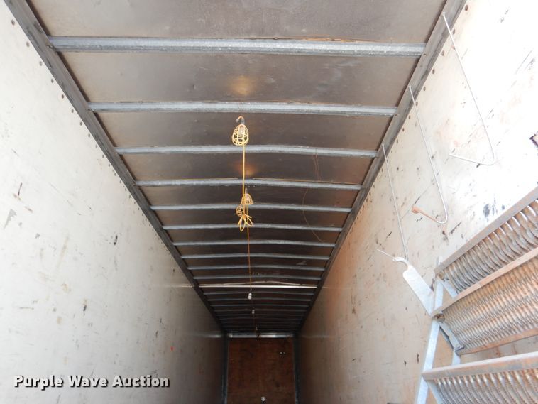 image for item DJ0468 1985 American  dry van trailer