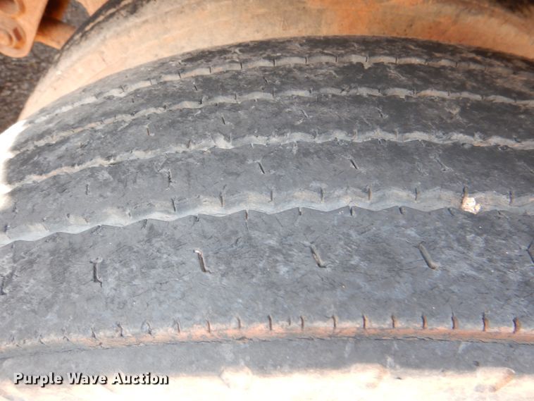 image for item DJ0468 1985 American  dry van trailer