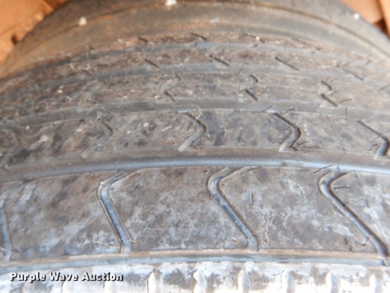 image for item DJ0468 1985 American  dry van trailer