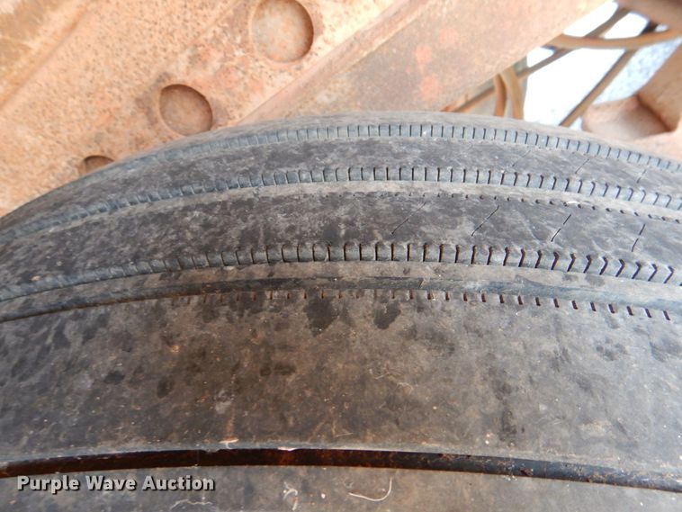 image for item DJ0468 1985 American  dry van trailer