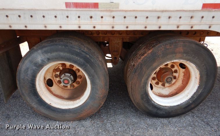 image for item DJ0468 1985 American  dry van trailer