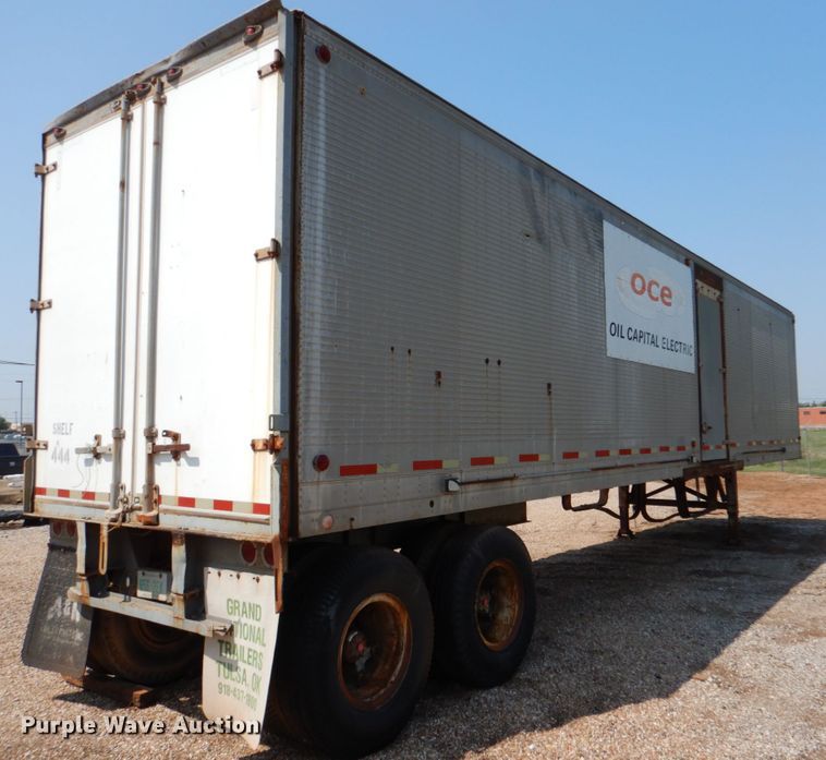 image for item DJ0469 1969 Fruehauf  dry van trailer