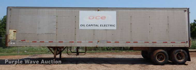 image for item DJ0469 1969 Fruehauf  dry van trailer