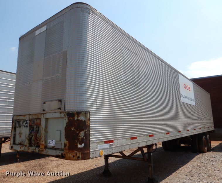 image for item DJ0471 1972 Fruehauf FB8-F2-45  dry van trailer