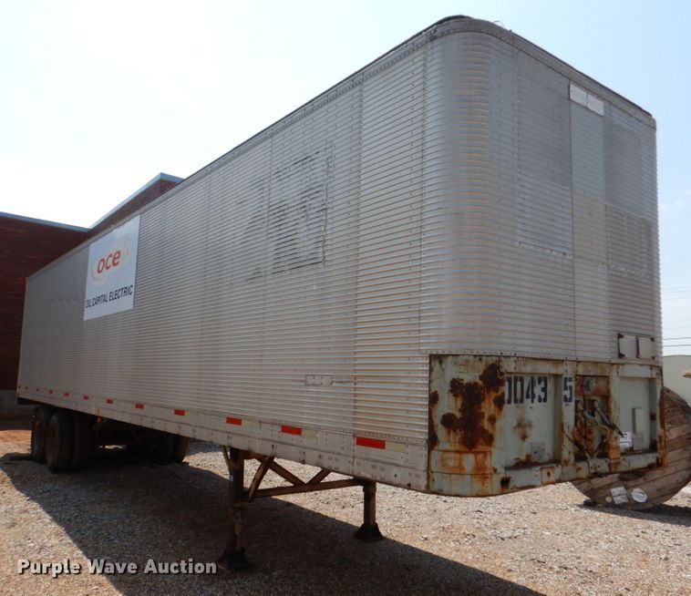 image for item DJ0471 1972 Fruehauf FB8-F2-45  dry van trailer