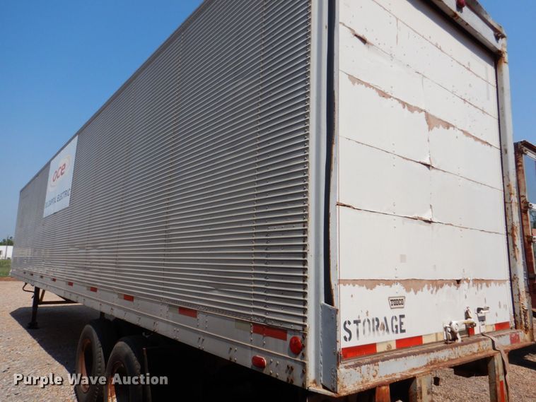 image for item DJ0471 1972 Fruehauf FB8-F2-45  dry van trailer