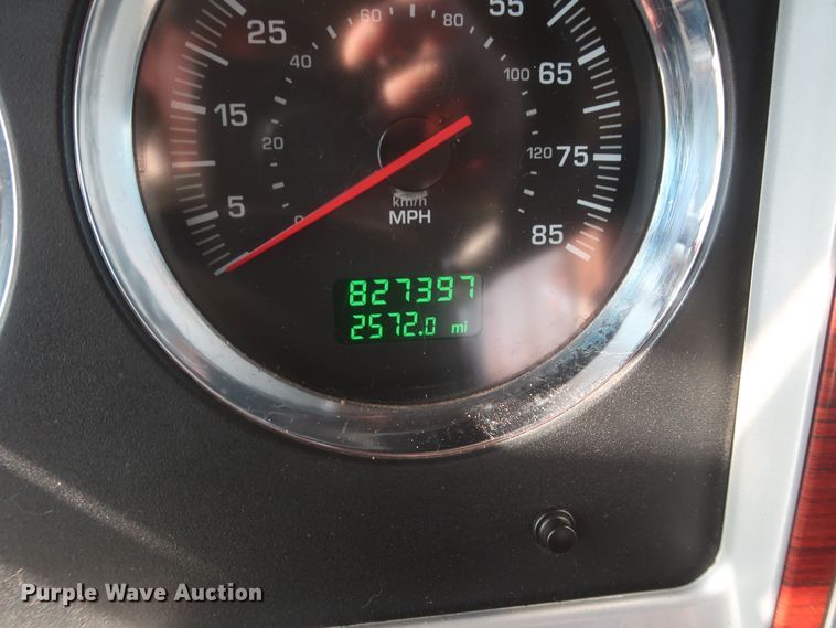 image for item DJ1928 2007 Kenworth W900  semi truck