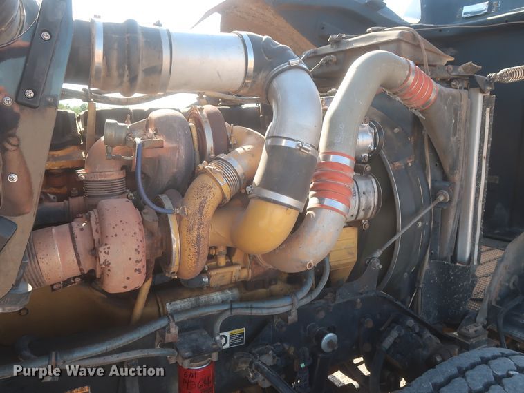 image for item DJ1928 2007 Kenworth W900  semi truck