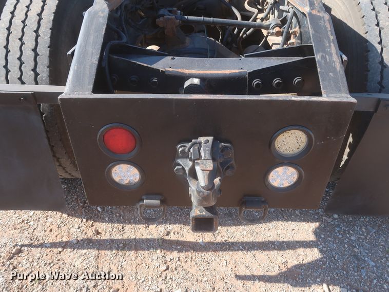 image for item DJ1928 2007 Kenworth W900  semi truck