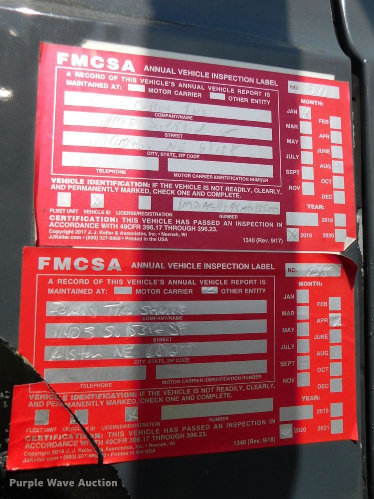 image for item DK8570 2005 Mack CV700  semi truck