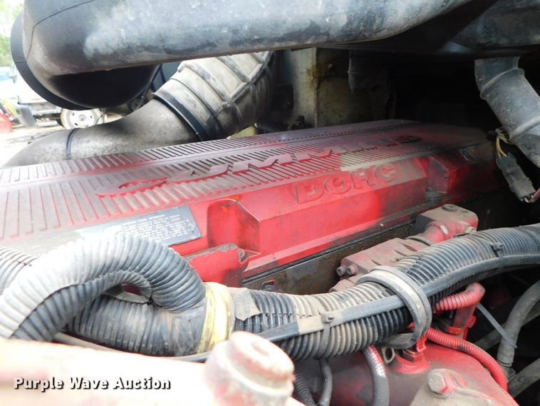 image for item DK8580 2005 International 9900i  semi truck