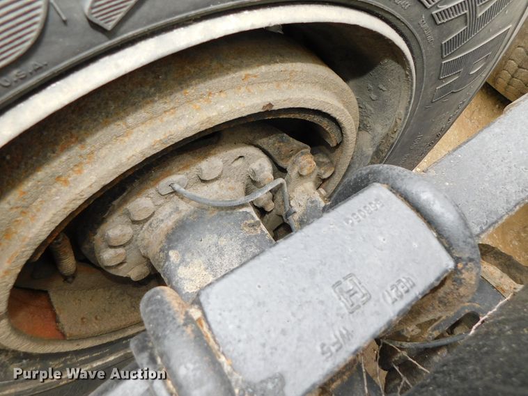 image for item DK8580 2005 International 9900i  semi truck