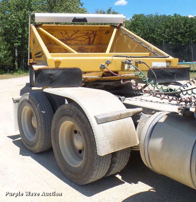 image for item DL0993 1994 Load King 2060-40-2  bottom dump trailer
