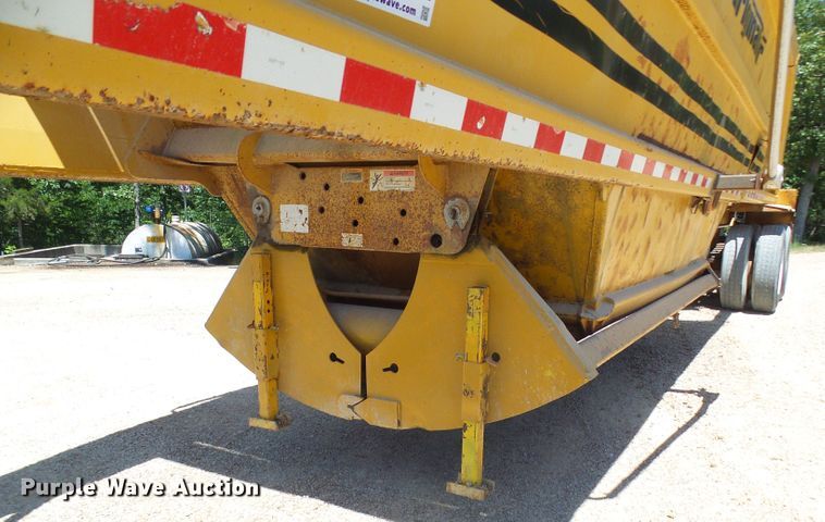 image for item DL0993 1994 Load King 2060-40-2  bottom dump trailer
