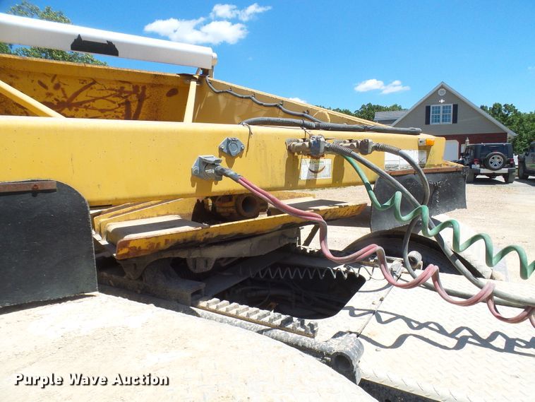 image for item DL0993 1994 Load King 2060-40-2  bottom dump trailer