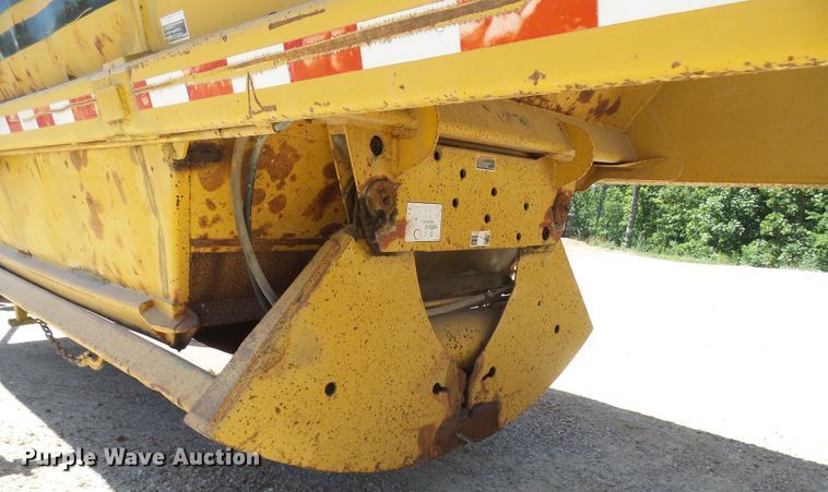 image for item DL0993 1994 Load King 2060-40-2  bottom dump trailer