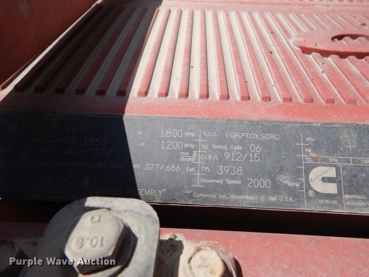 image for item DM0087 2015 Peterbilt 579  semi truck