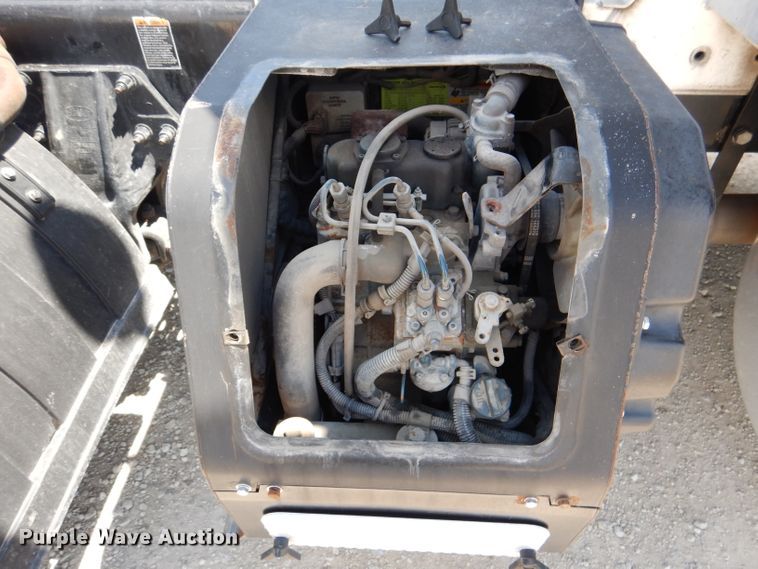 image for item DM0087 2015 Peterbilt 579  semi truck