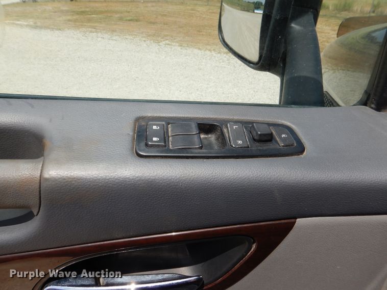 image for item DM0089 2015 Peterbilt 579  semi truck