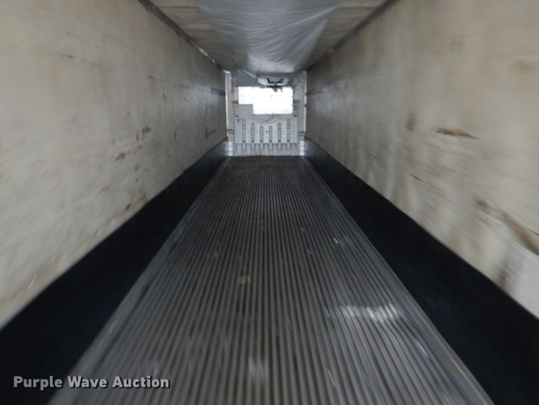 image for item DM0163 1998 Utility VS2R  refrigerated van trailer