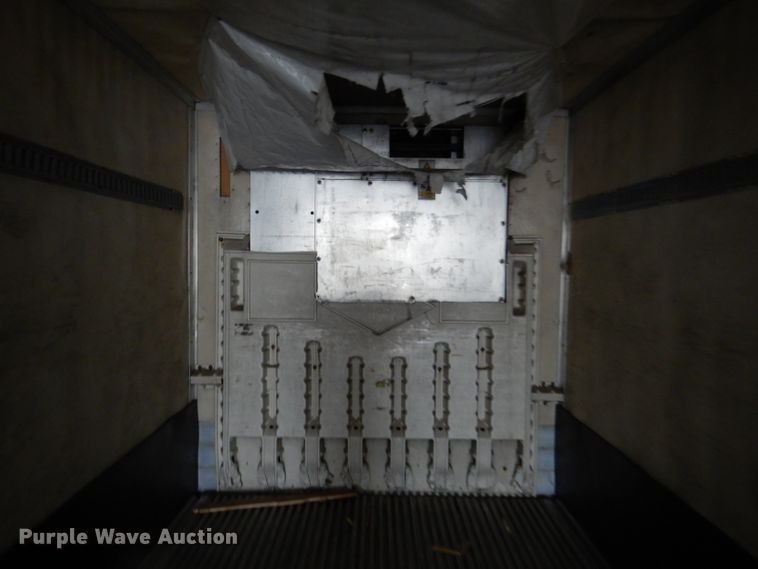 image for item DM0163 1998 Utility VS2R  refrigerated van trailer