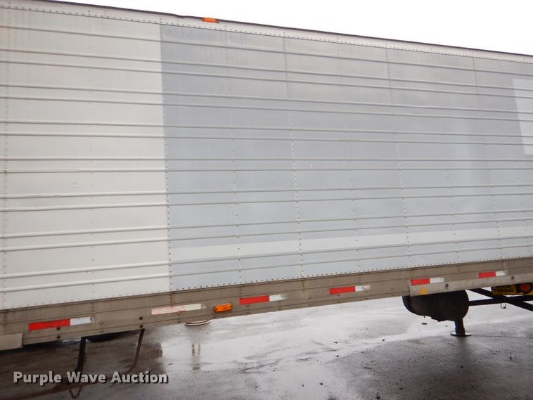 image for item DM0163 1998 Utility VS2R  refrigerated van trailer
