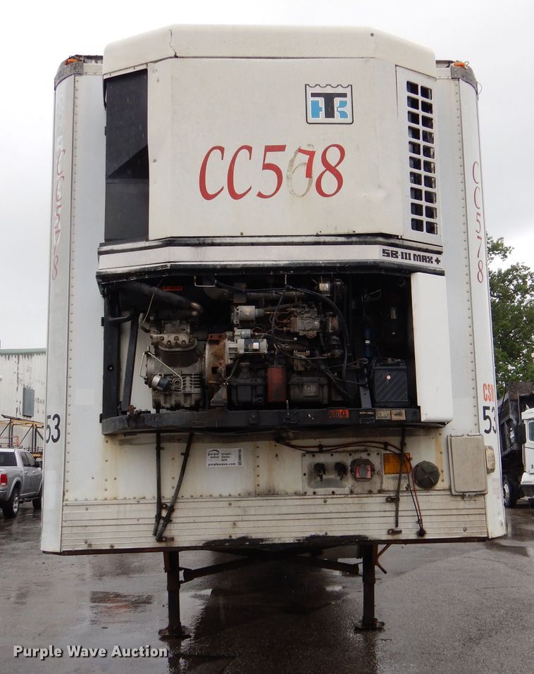 image for item DM0165 2001 Utility VS2RX  refrigerated van trailer