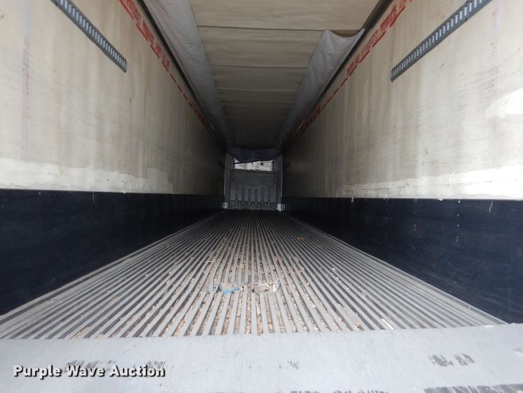 image for item DM0165 2001 Utility VS2RX  refrigerated van trailer