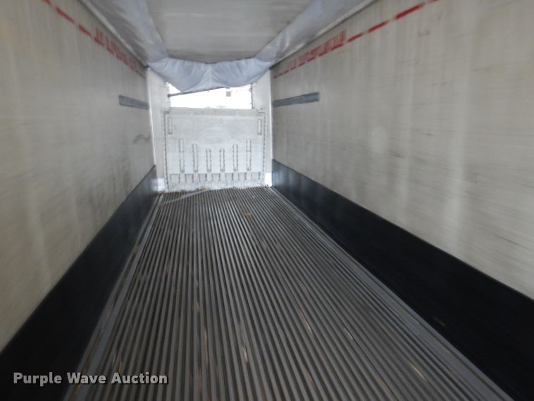 image for item DM0165 2001 Utility VS2RX  refrigerated van trailer