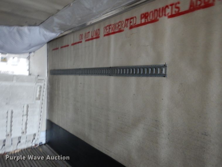 image for item DM0165 2001 Utility VS2RX  refrigerated van trailer