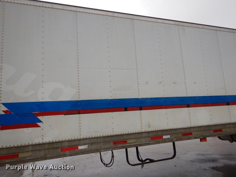 image for item DM0165 2001 Utility VS2RX  refrigerated van trailer