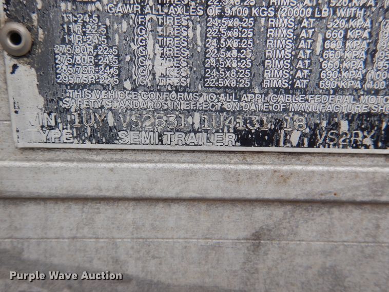 image for item DM0165 2001 Utility VS2RX  refrigerated van trailer