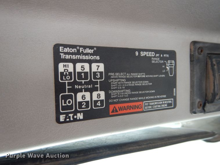 image for item DM4318 1994 Freightliner FLC  vacuum truck