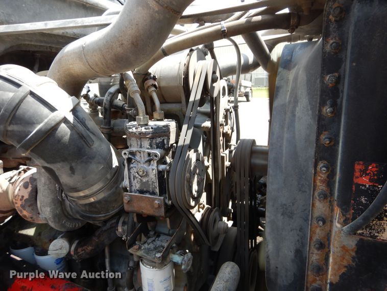 image for item DM4318 1994 Freightliner FLC  vacuum truck