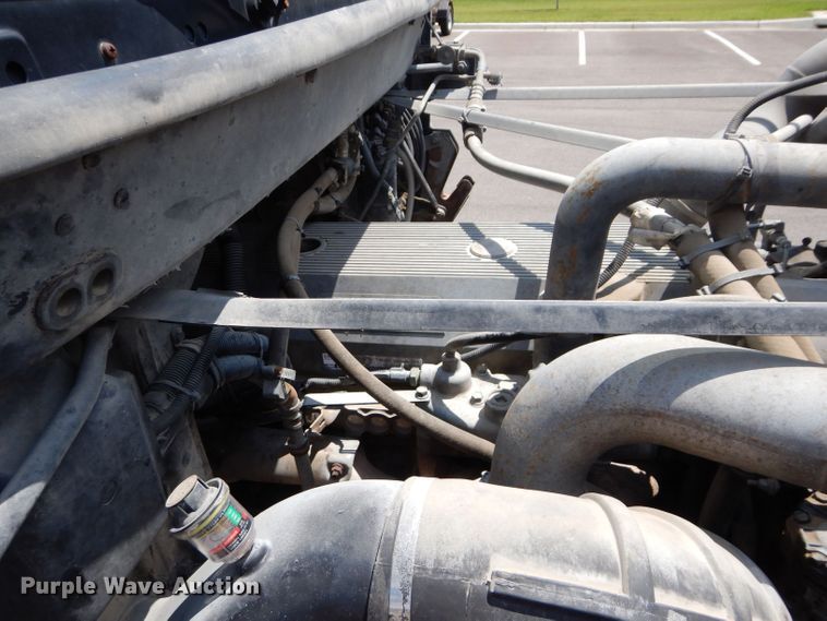 image for item DM4318 1994 Freightliner FLC  vacuum truck