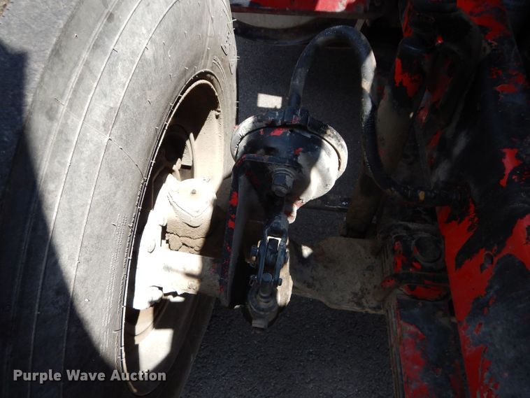 image for item DM4318 1994 Freightliner FLC  vacuum truck