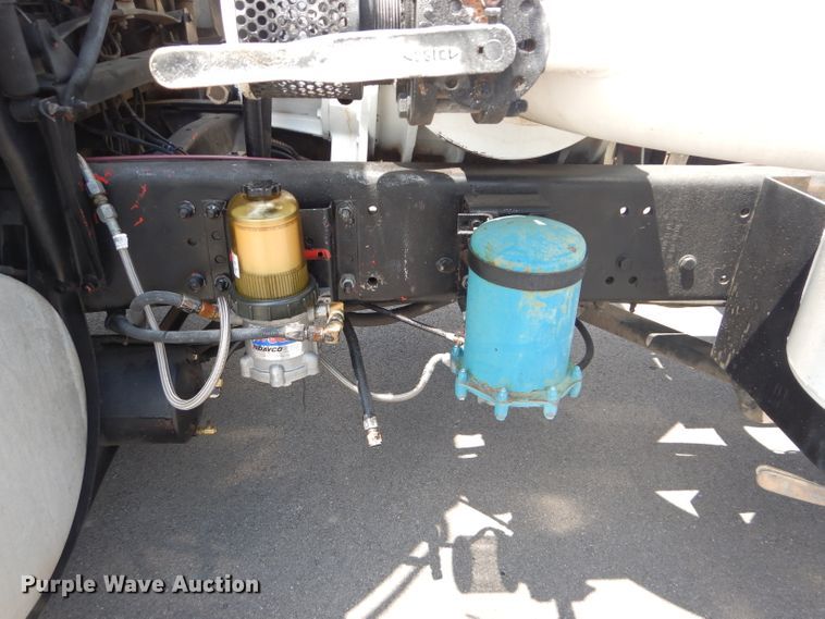 image for item DM4318 1994 Freightliner FLC  vacuum truck