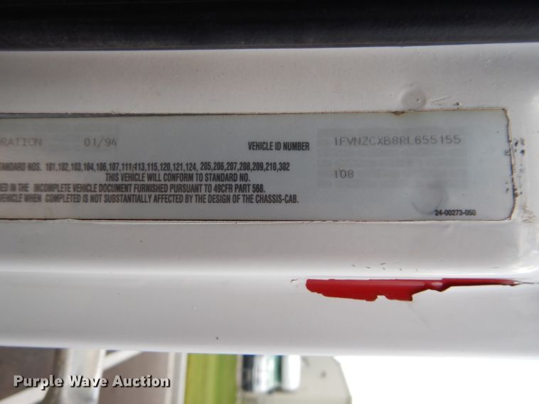 image for item DM4318 1994 Freightliner FLC  vacuum truck